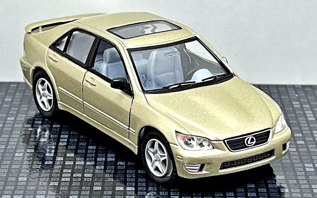 46273 lexus is diecast