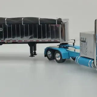 /img/46277-peterbilt-diecast-truck-collecting.webp