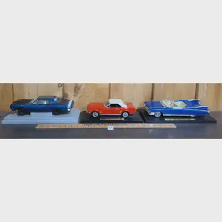 /img/46292-diecast-car-cleaning.webp