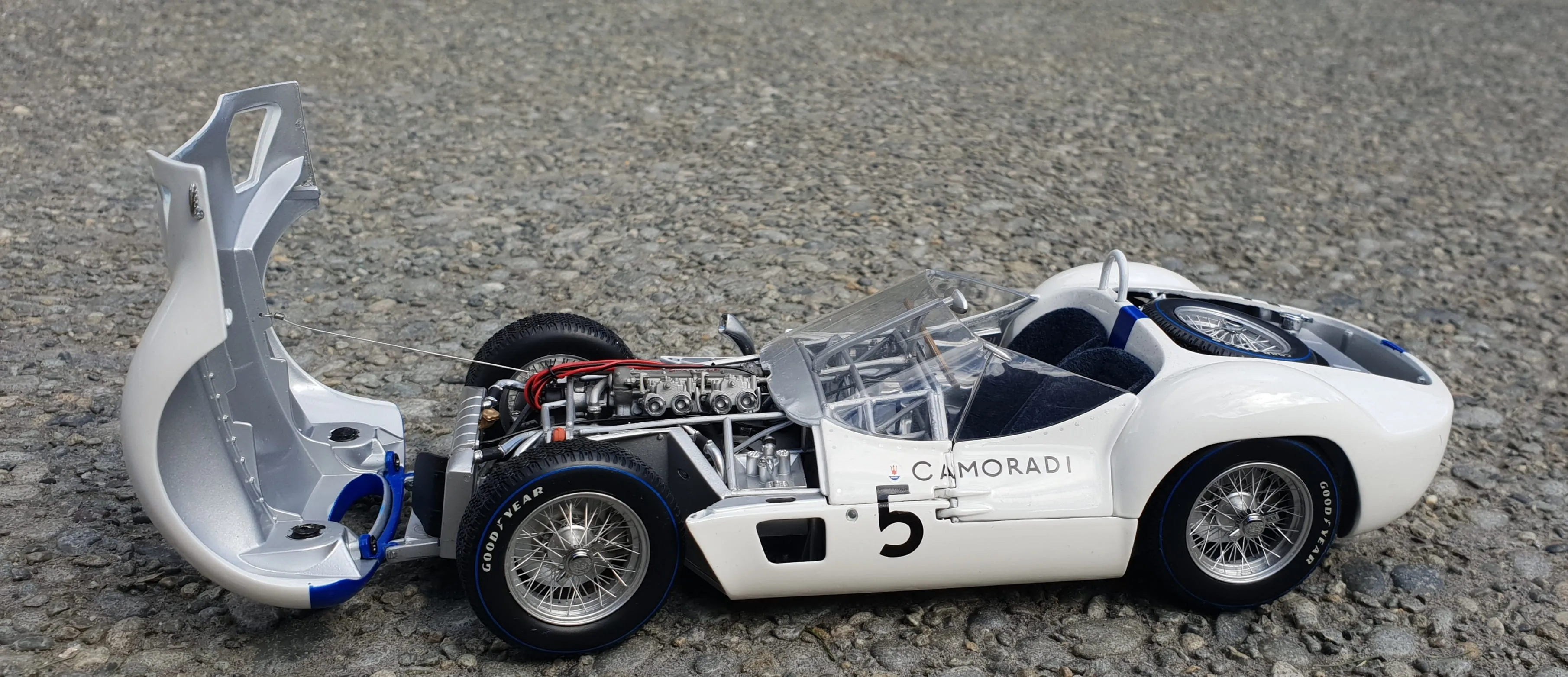/img/46317-diecast-mobil-sport-8.webp