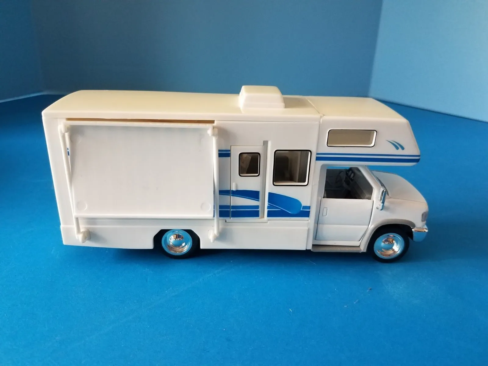 46318 sunnyside diecast models durable