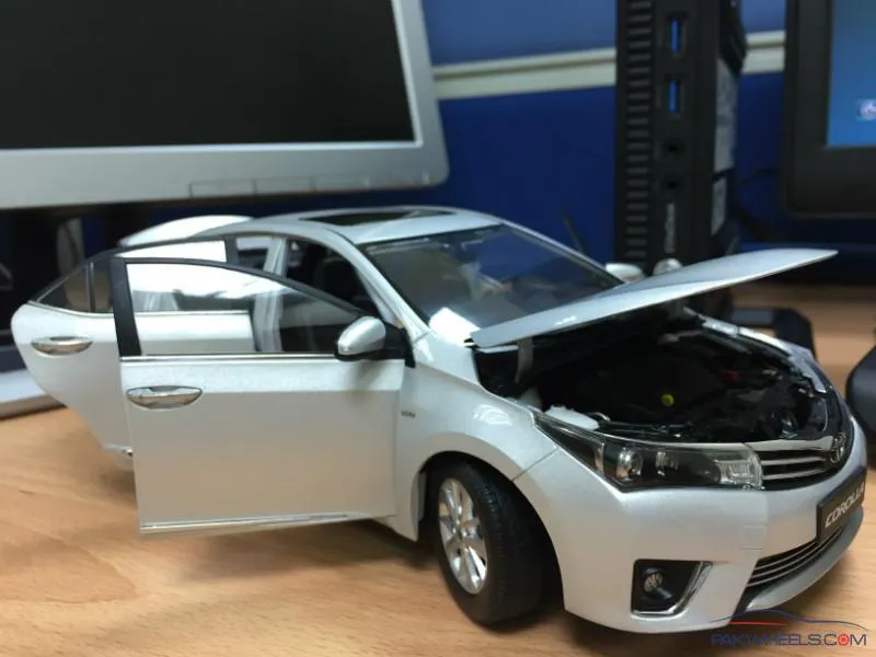 46329 authentic diecast corolla