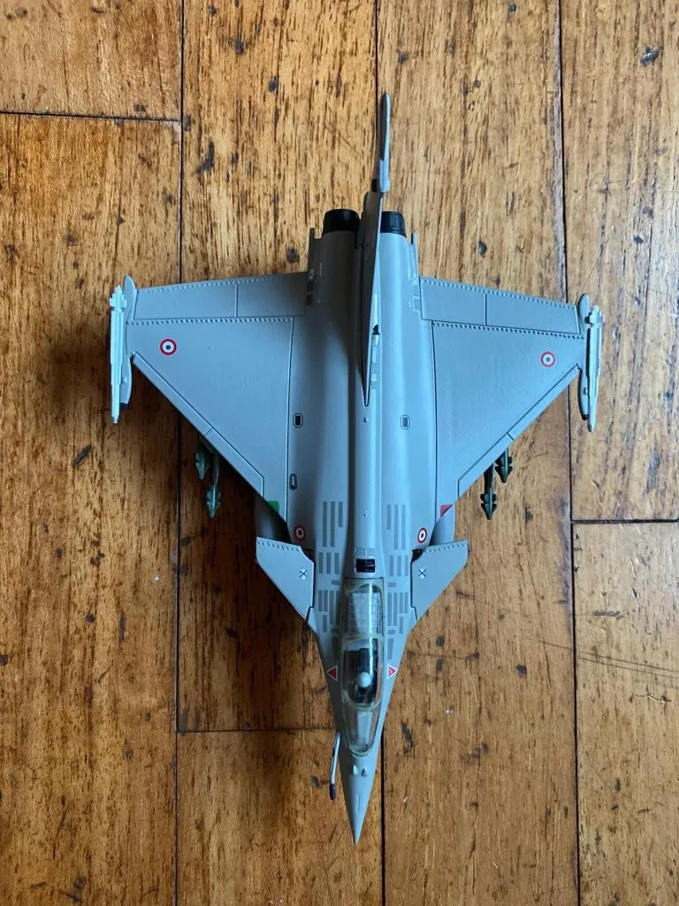 46343 dassault rafale diecast materials