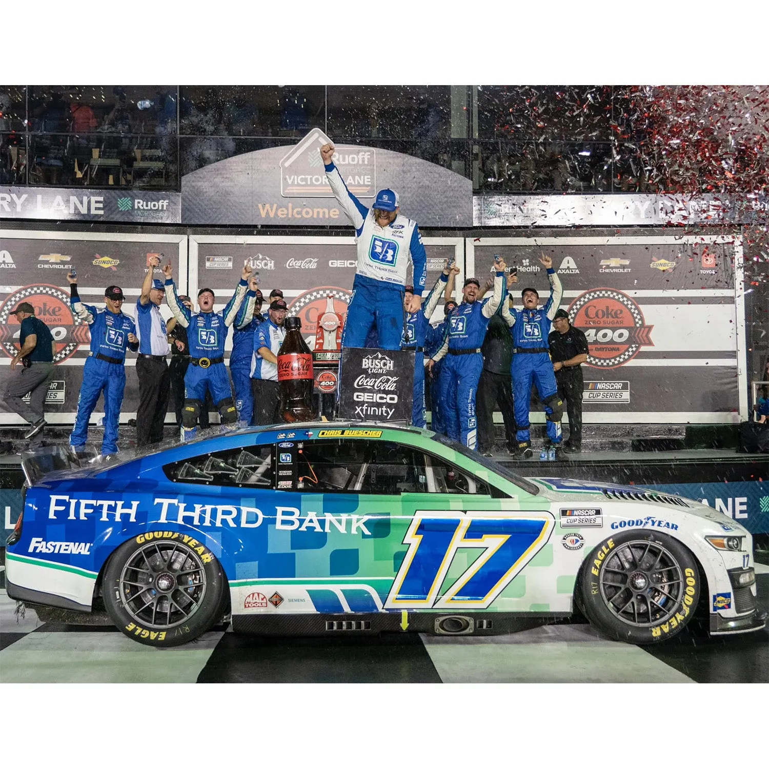 /img/46361-nascar-diecast-convention.webp