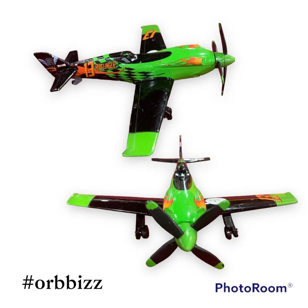 /img/46377-disney-planes-diecast-display.webp