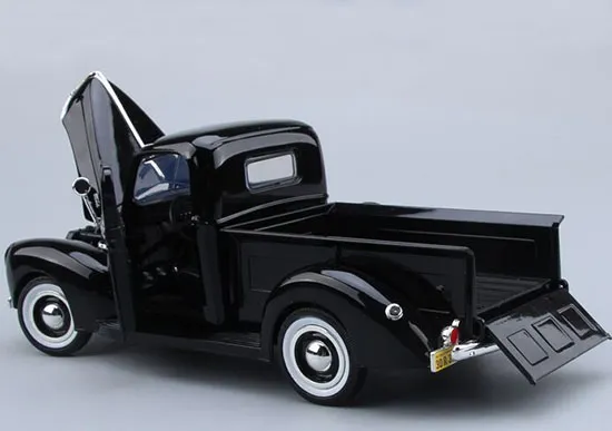 46381 diecast black truck details