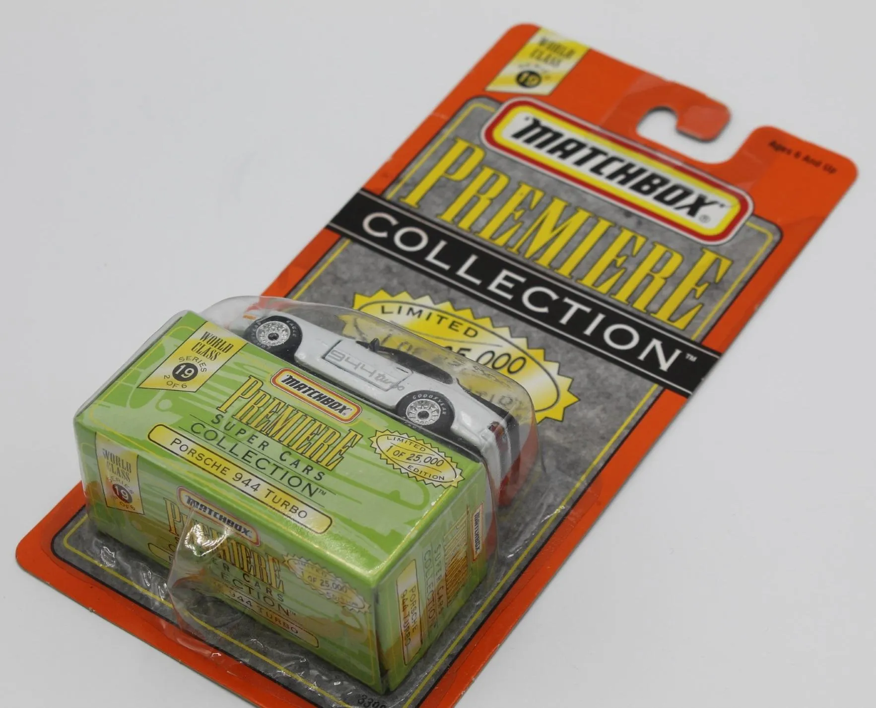 46389 porsche 944 turbo diecast scale comparison