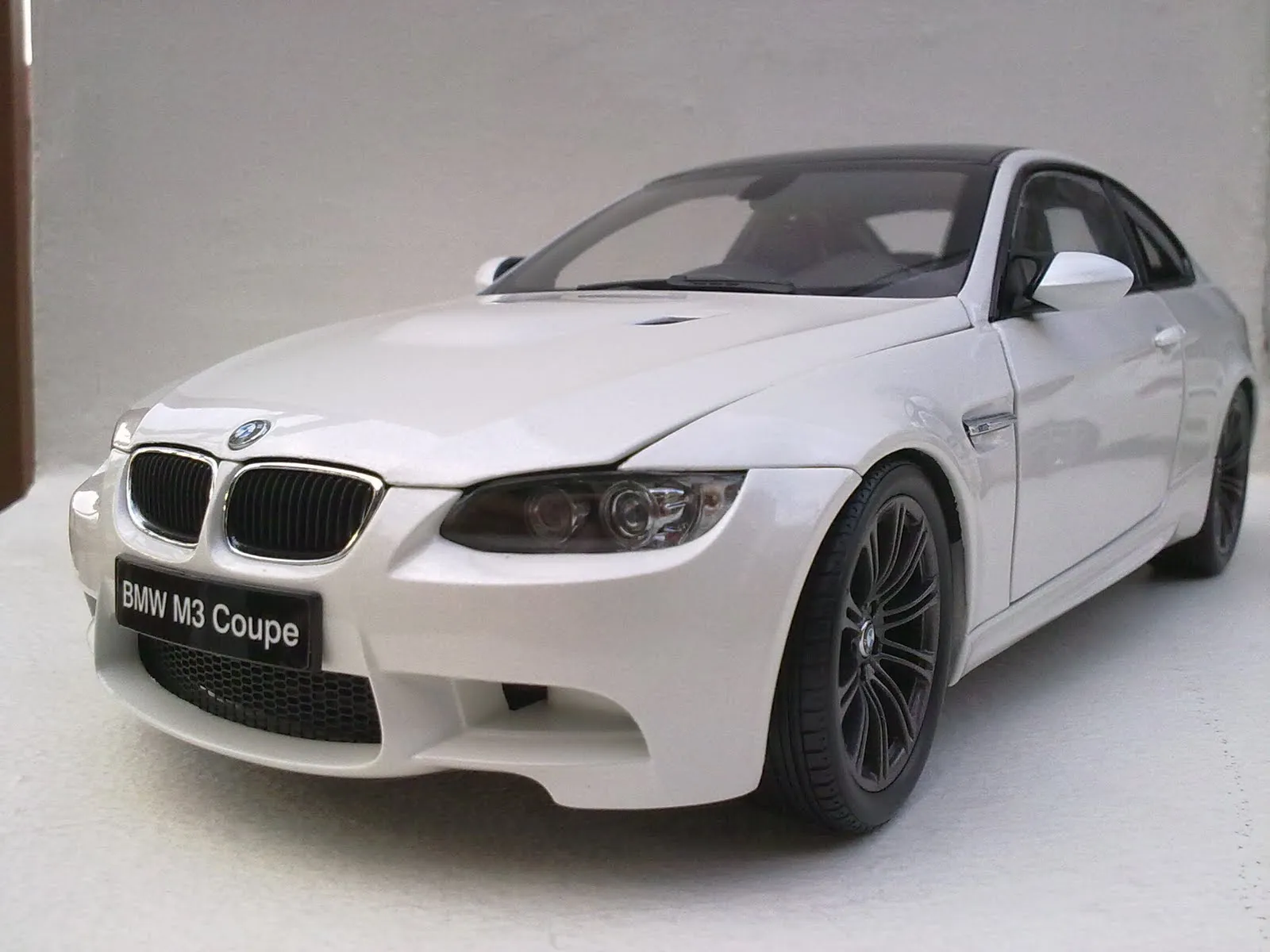 46392 bmw 2002 diecast