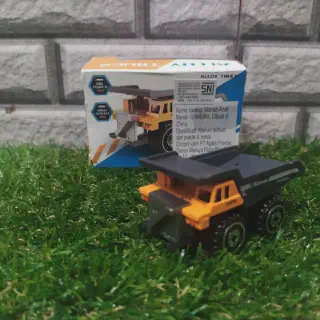 /img/46393-kerusakan-diecast-mobil.webp