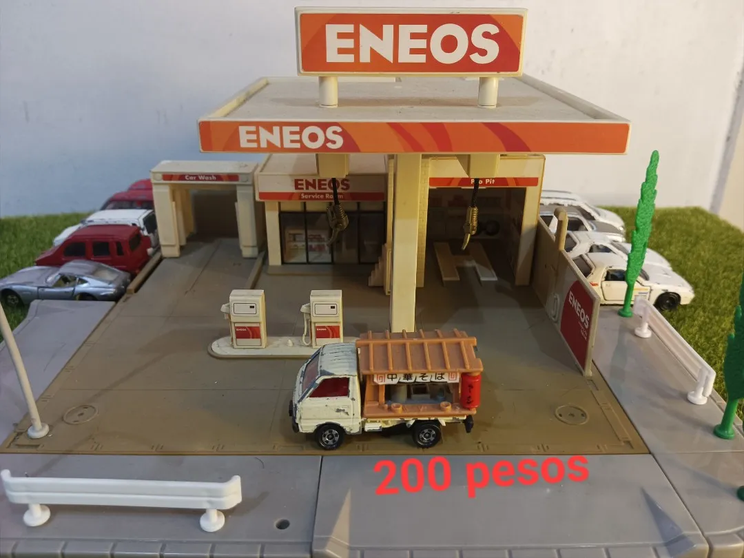 46403 cadillac tomica detailing