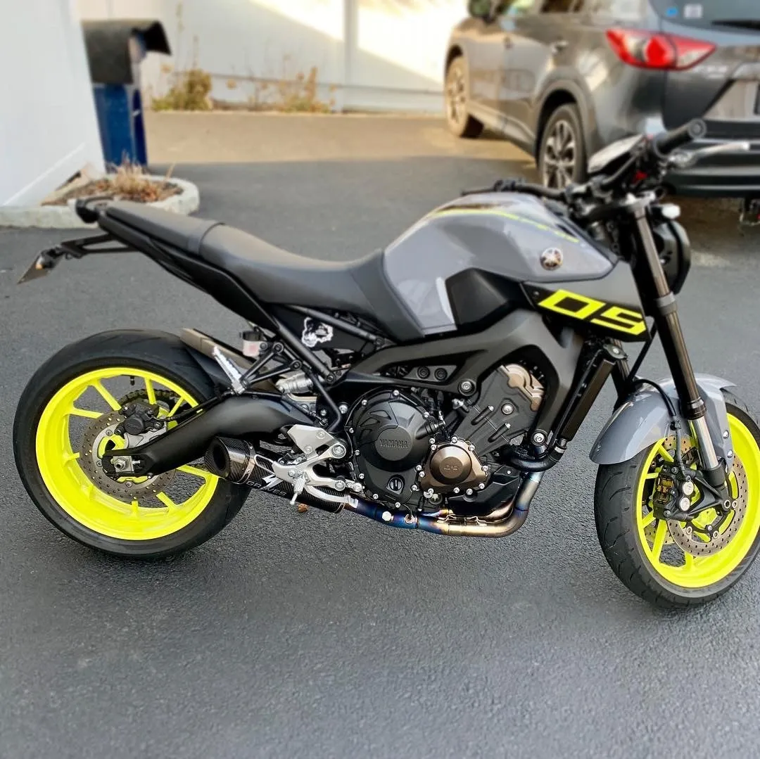 46404 fz09 diecast model 2