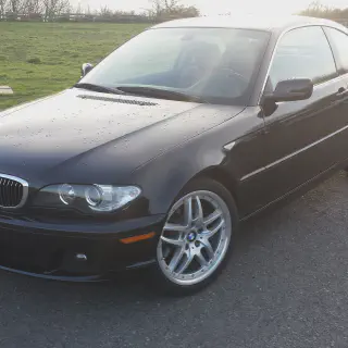 /img/46405-bmw-330ci-diecast-cleaning.webp