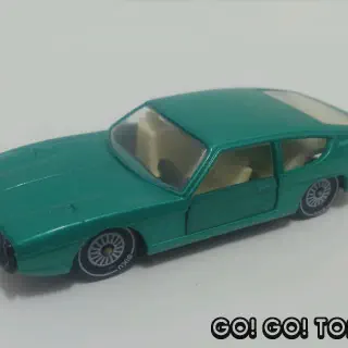 /img/46411-siku-diecast-display.webp