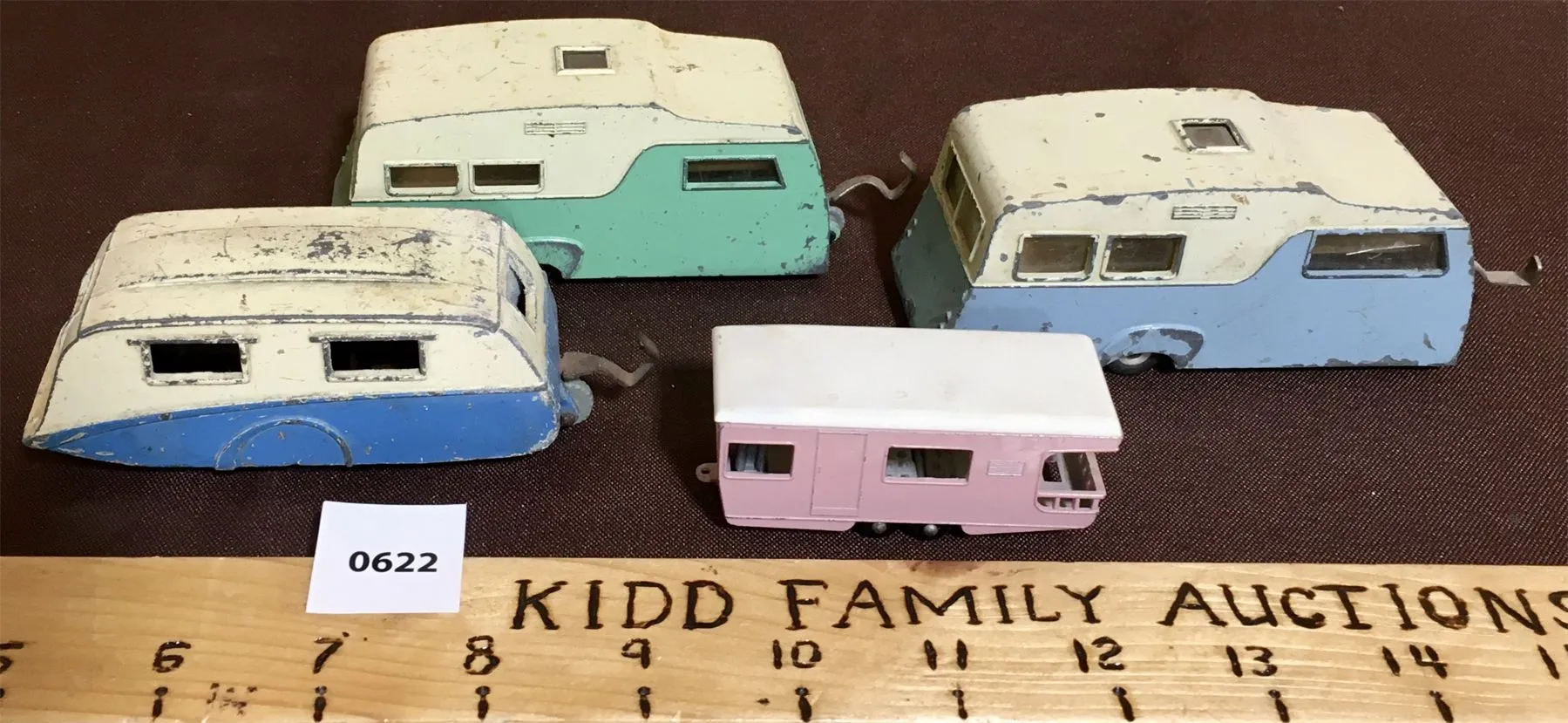 46422 diecast caravan marketplace