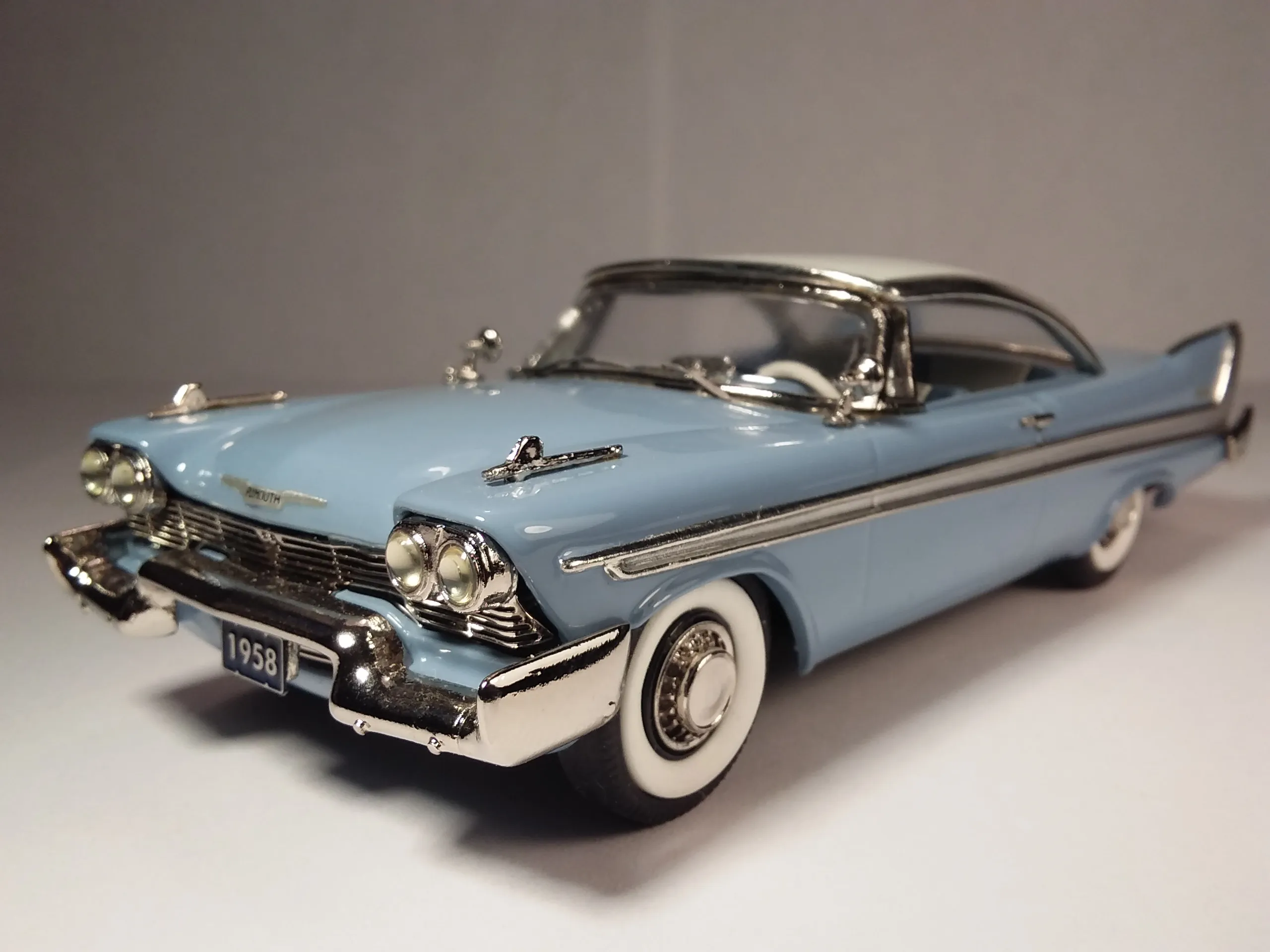 46427 diecast model display