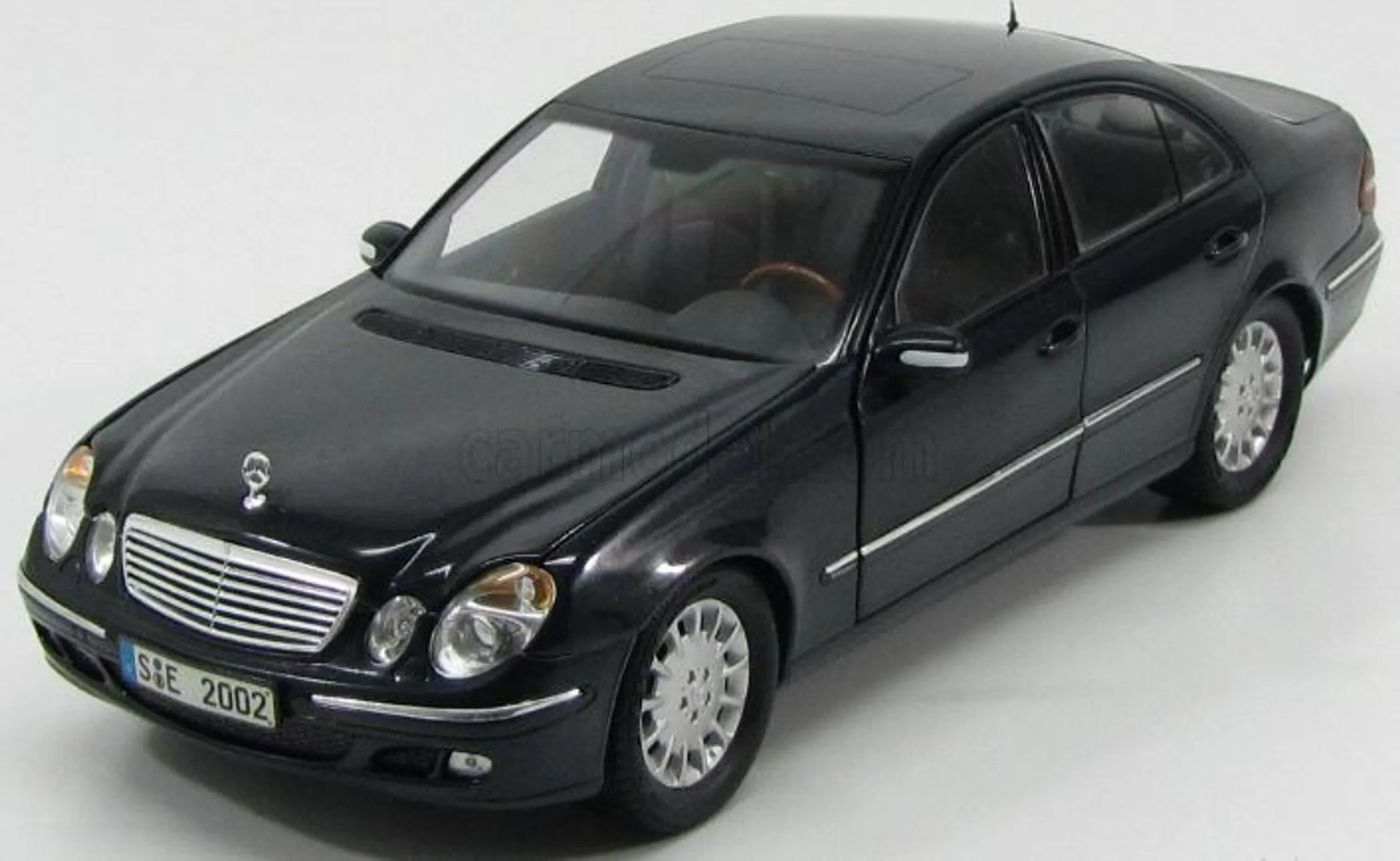 46456 diecast car display