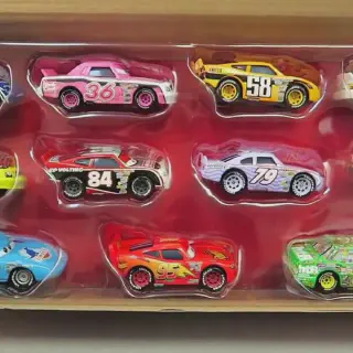 /img/46457-diecast-car-care.webp