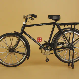 /img/46478-diecast-metal-bike-enthusiasts.webp