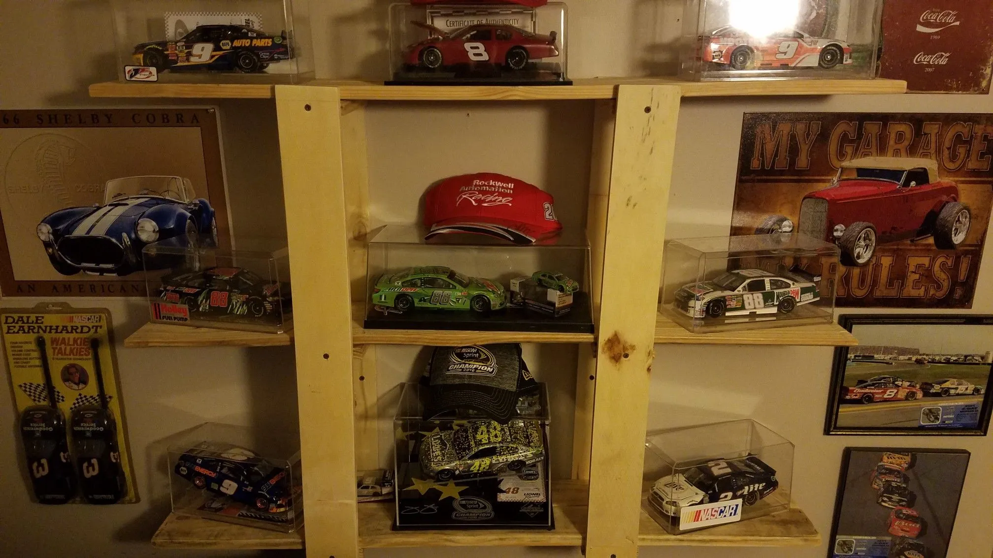 46480 diecast models display