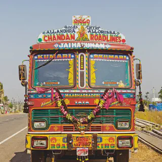 /img/46482-diecast-truck-storage.webp