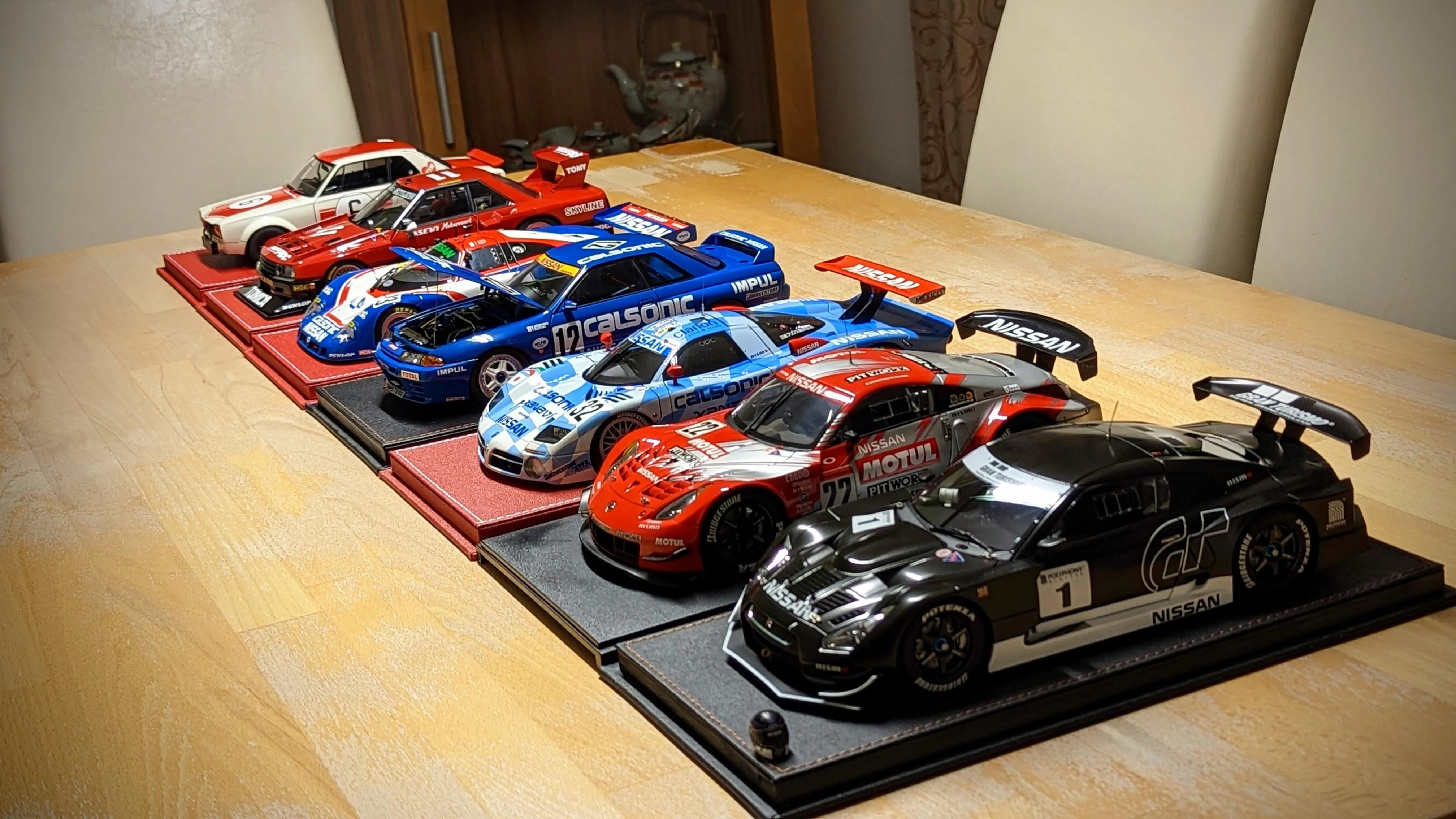 46483 diecast scale comparison