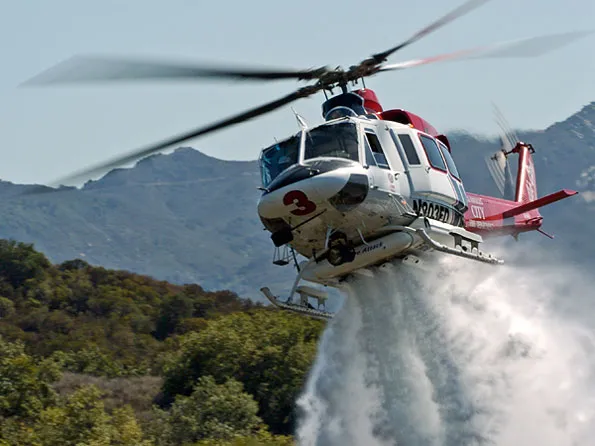 46495 bell 412 diecast detailed view