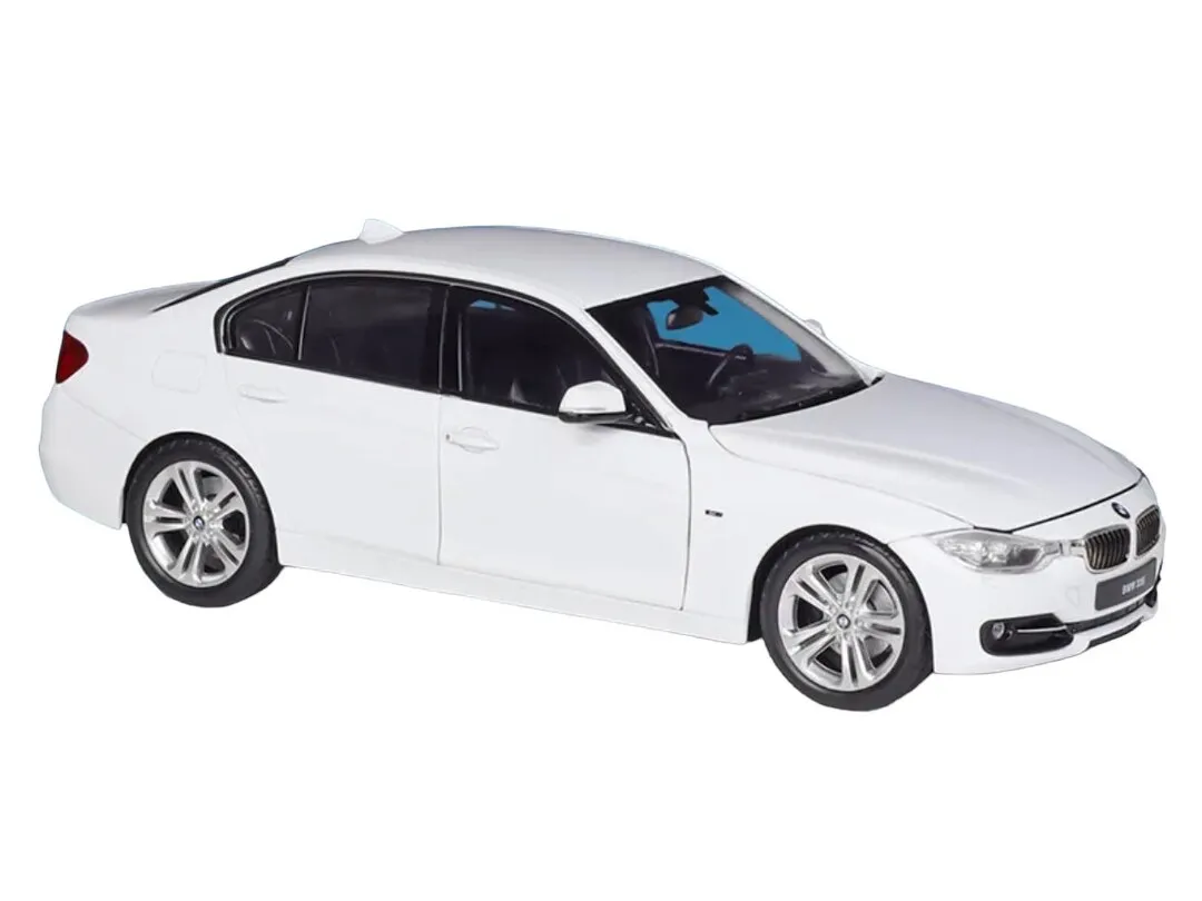 46500 diecast model bmw 535i detail