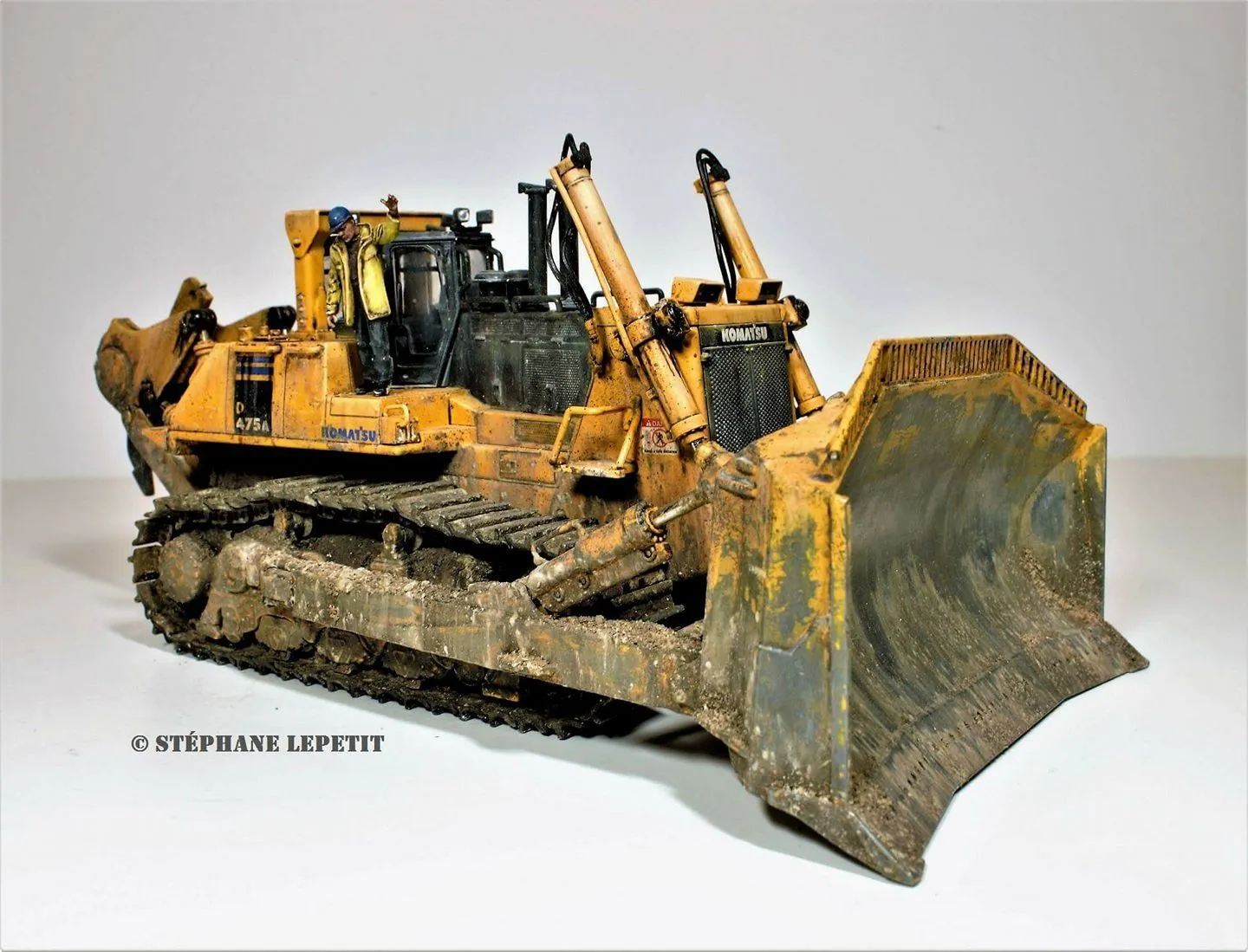 46502 mack granite dump truck