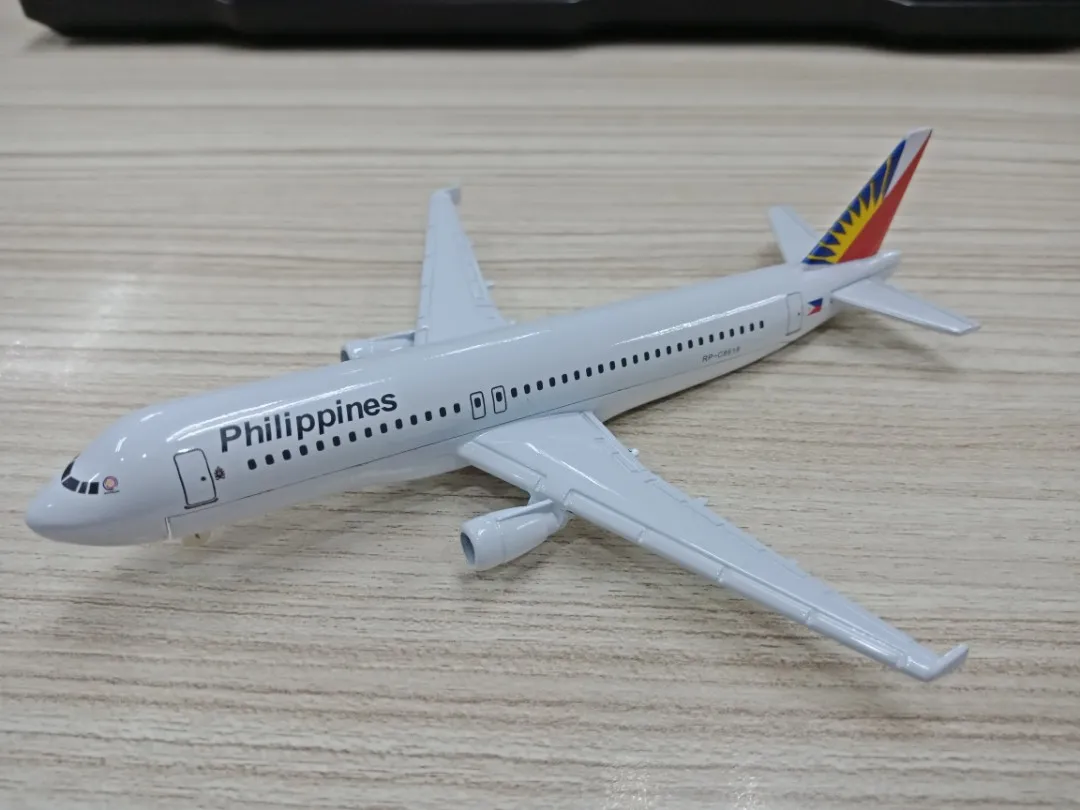 46507 diecast plane collection display