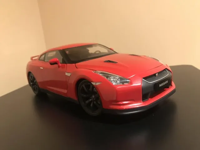 46513 gtr diecast car display