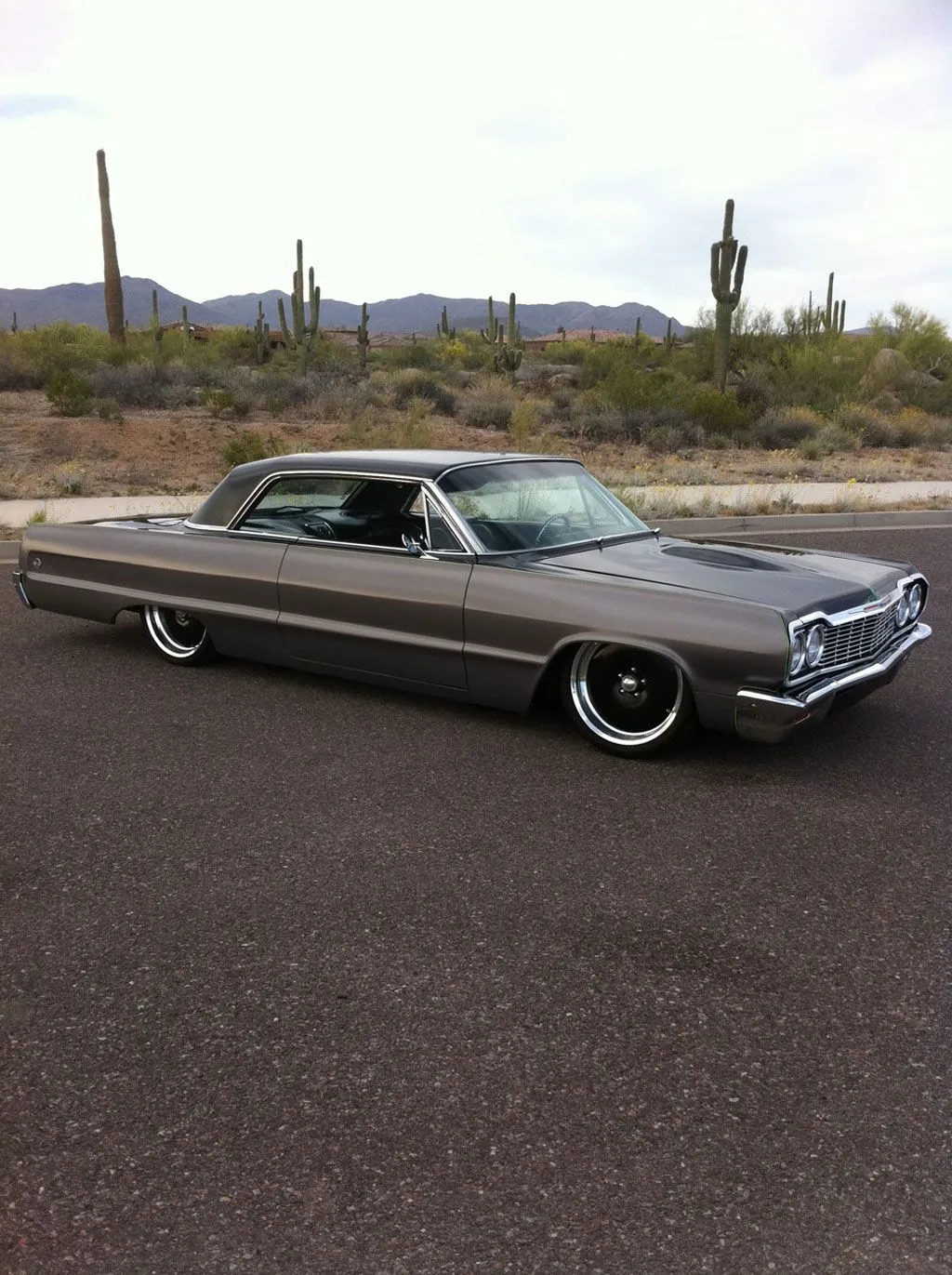 /img/46514-diecast-64-impala-rare.webp
