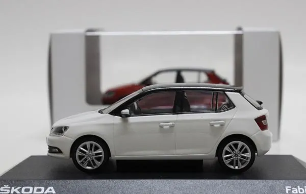 /img/46517-skoda-fabia-diecast-collection.webp