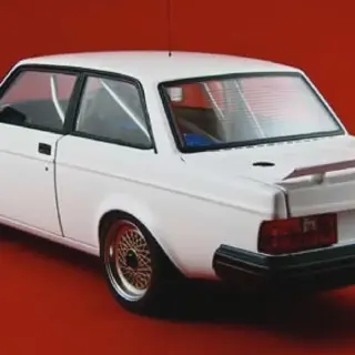 /img/46528-volvo-240-diecast-model-7.webp