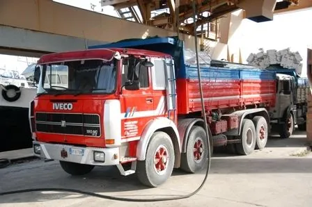 46534 iveco hiway diecast