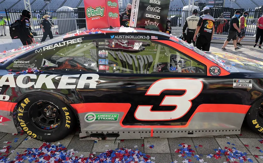 46535 diecast austin display