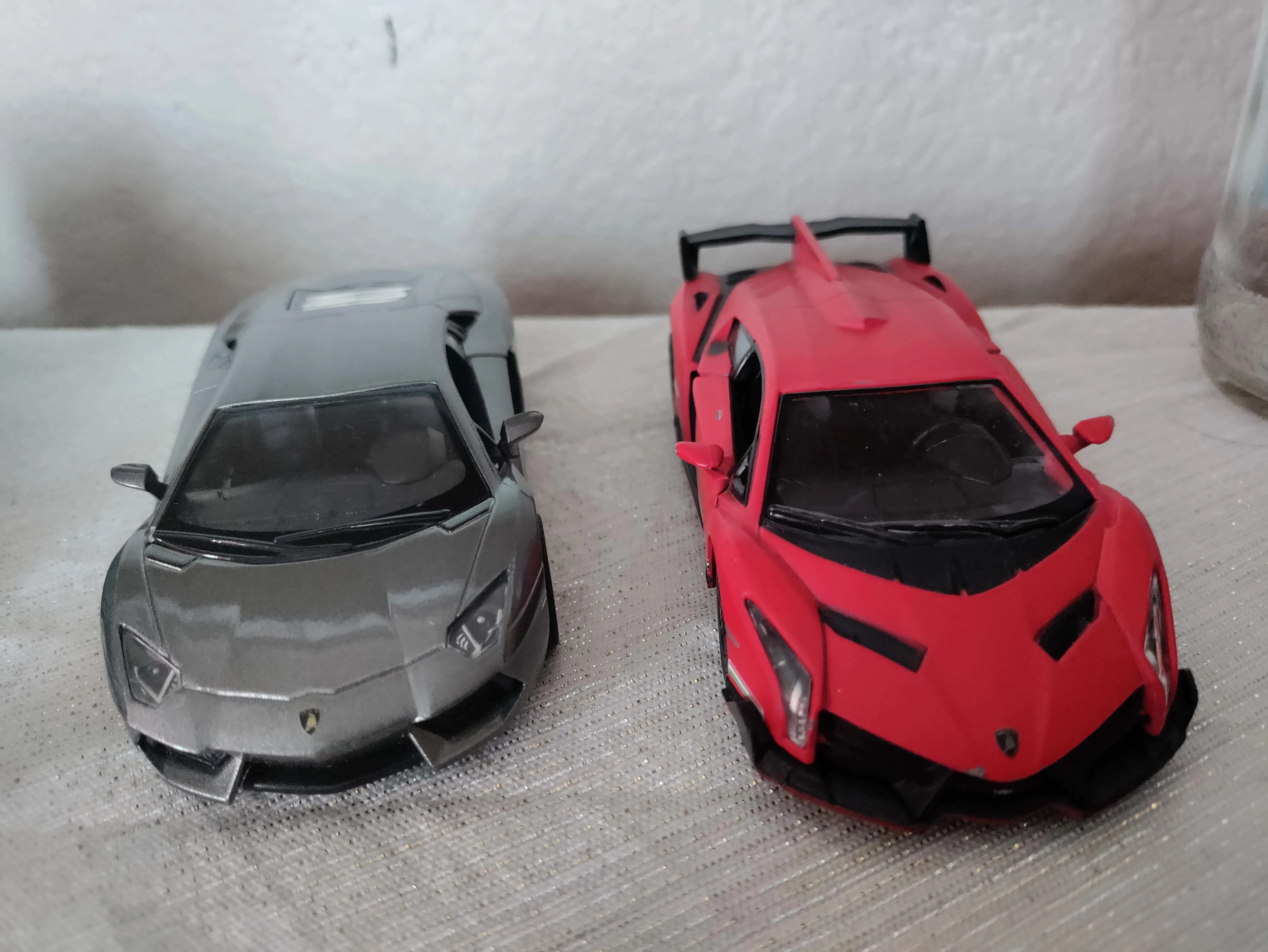 46536 kinsmart diecast mobil detail