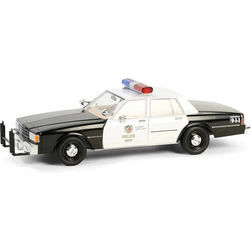 /img/46538-volkswagen-police-car.webp