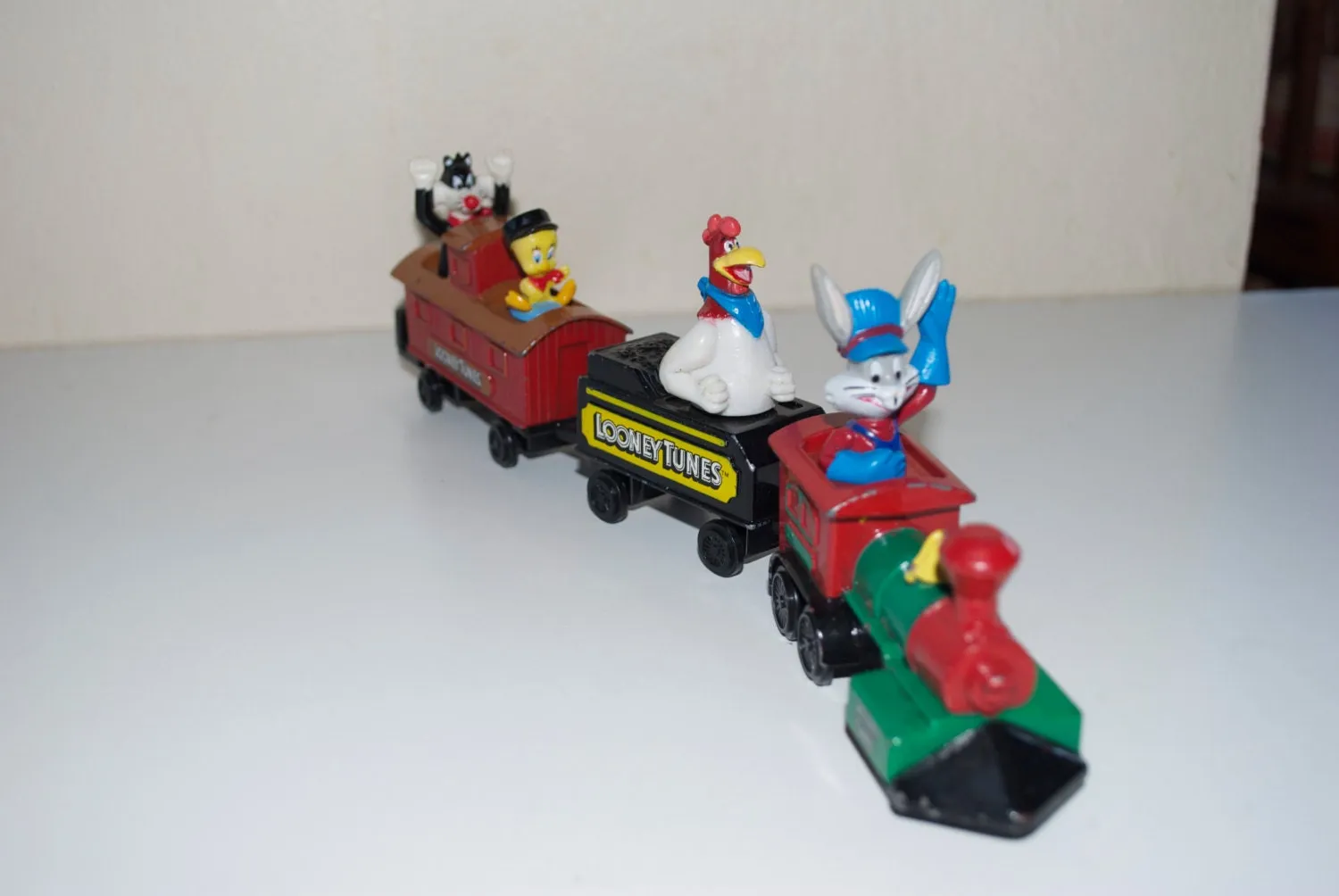 46541 ertl looney tunes diecast collection