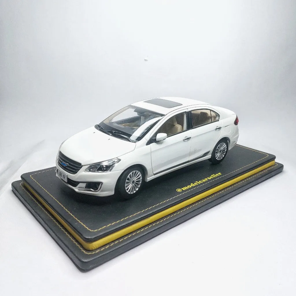 46551 premium ciaz diecast