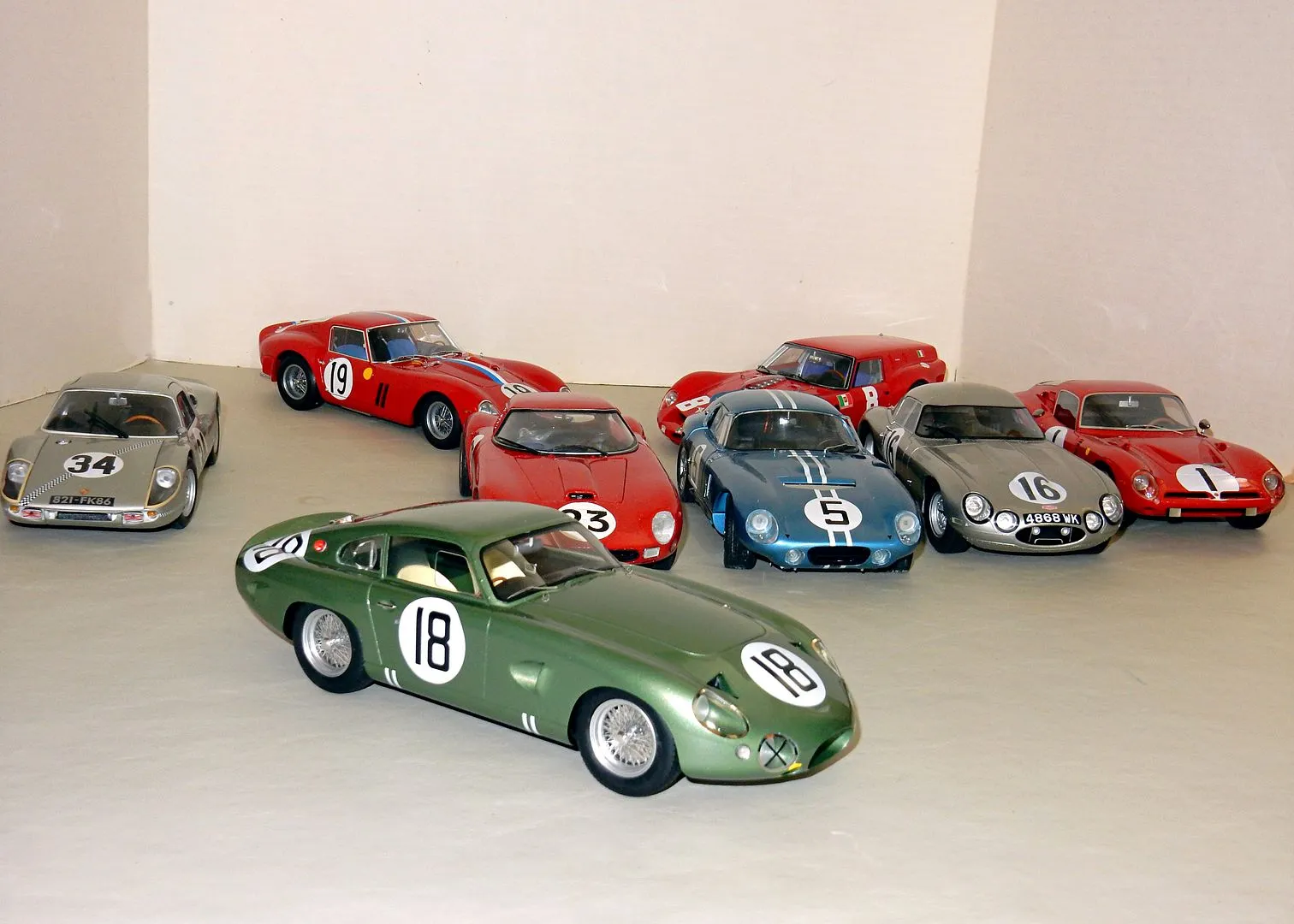 /img/46558-le-mans-racing.webp
