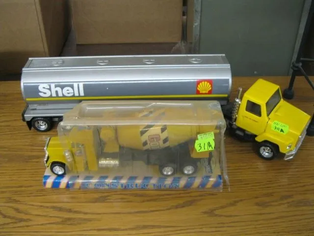 46576 diecast oil truck brand display