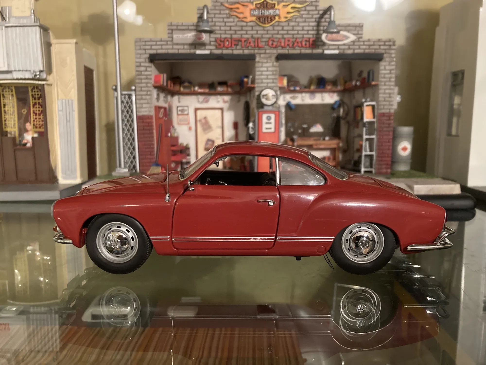 46577 diecast car construction