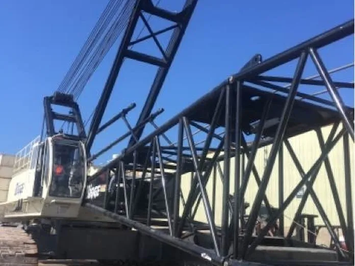 46579 realistic crane design