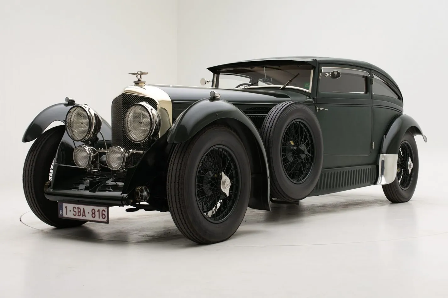 46580 bentley blue train diecast hero