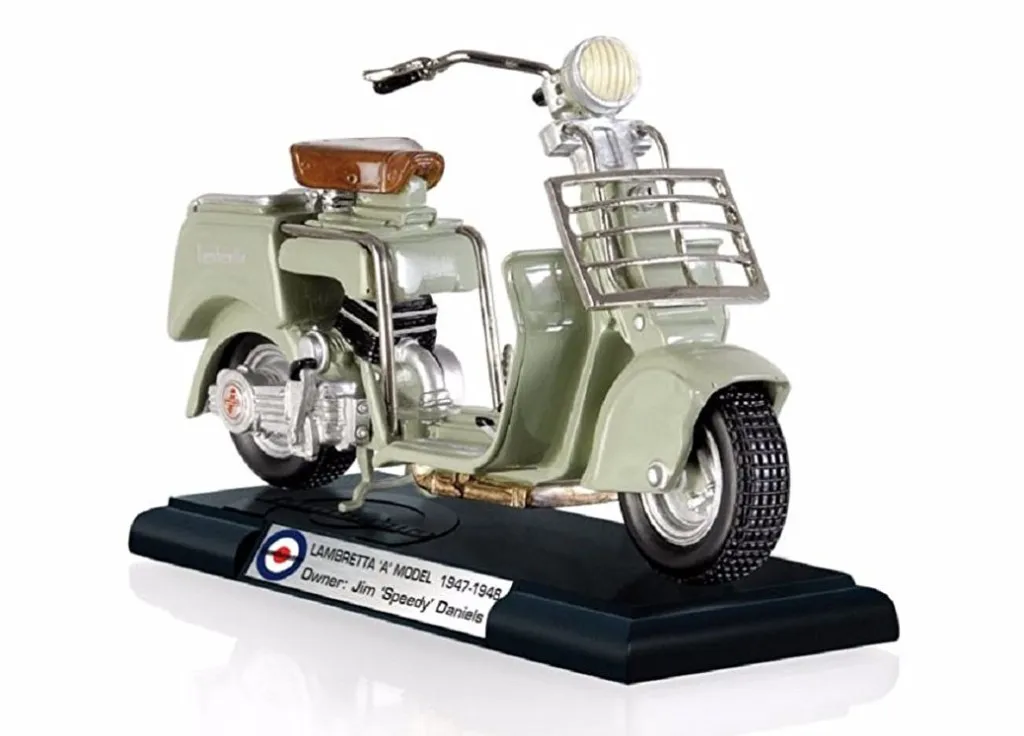 46587 lambretta diecast collection